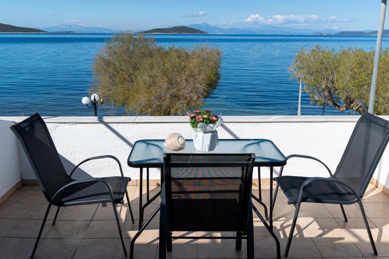 Ο Μόλος Apartment Marmari  Exterior photo